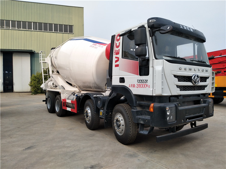 紅巖10-14方輕量化攪拌車