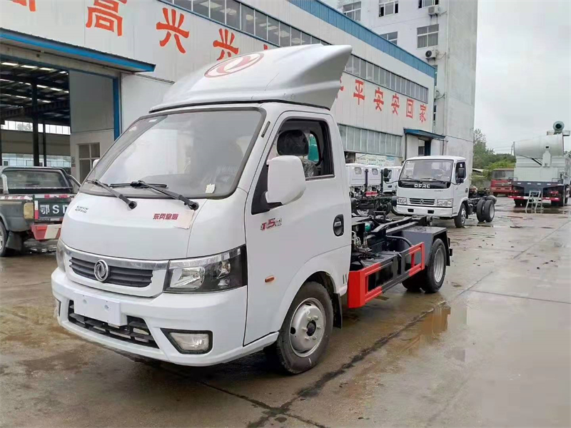 3方勾臂垃圾車-東風